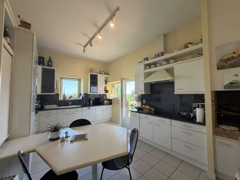 Maison Colayrac-Saint-Cirq - 6 chambres - 280m²