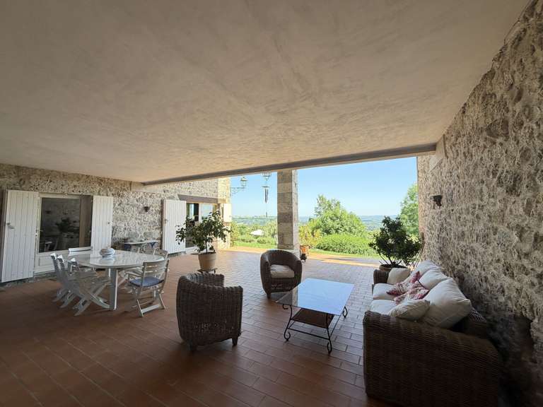 Maison Colayrac-Saint-Cirq - 6 chambres - 280m²