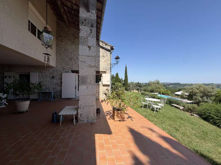 Maison Colayrac-Saint-Cirq - 6 chambres - 280m²