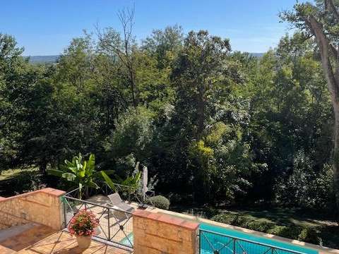 Maison Colayrac-Saint-Cirq - 4 chambres - 330m²