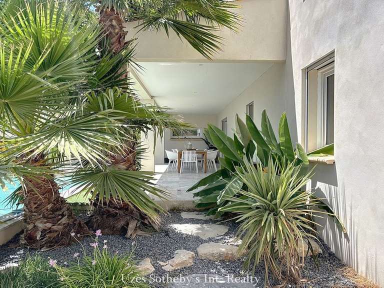 House Collias - 3 bedrooms - 180m²