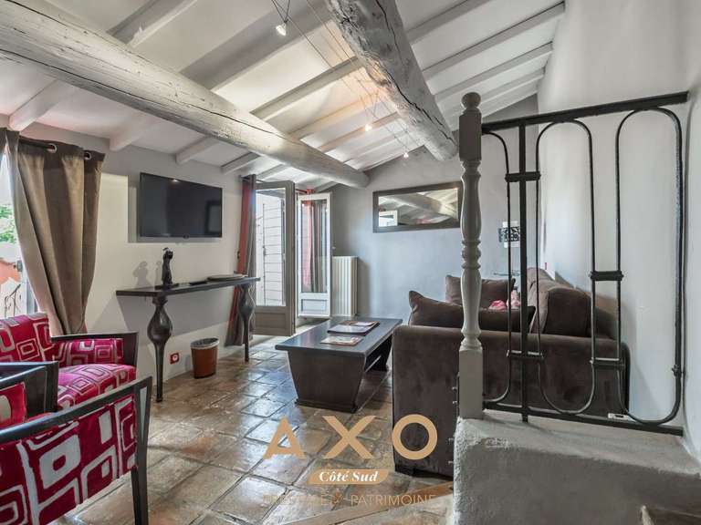 House Collias - 13 bedrooms
