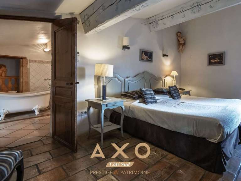 Maison Collias - 13 chambres