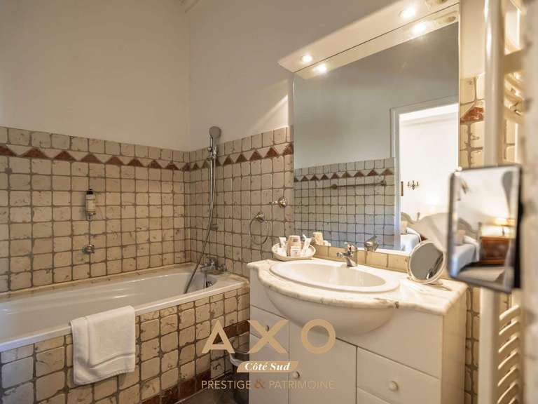 Maison Collias - 5 chambres