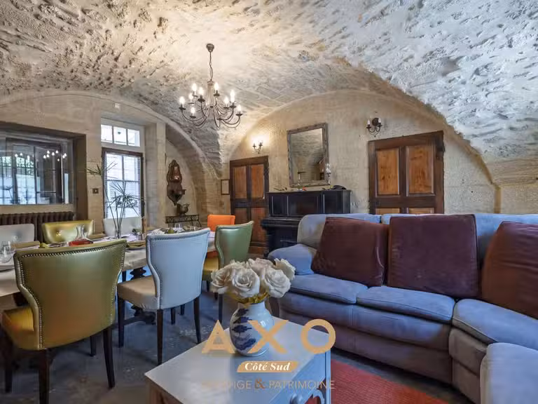 House Collias - 5 bedrooms