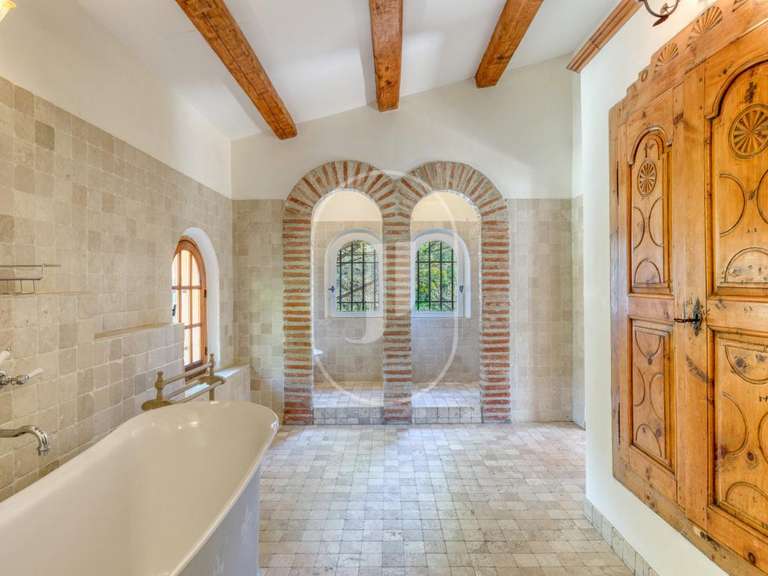 House Collobrières - 5 bedrooms - 300m²