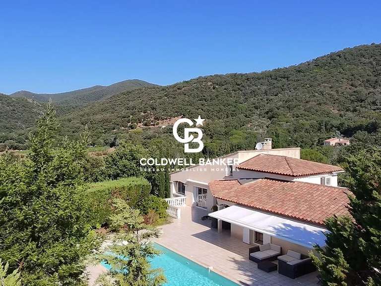 Villa Collobrières - 4 chambres - 250m²