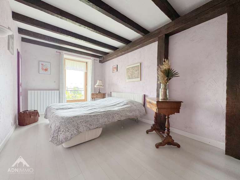 Maison Collonges - 5 chambres - 200m²