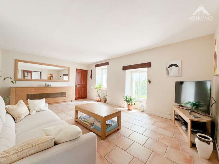 Maison Collonges - 5 chambres - 200m²