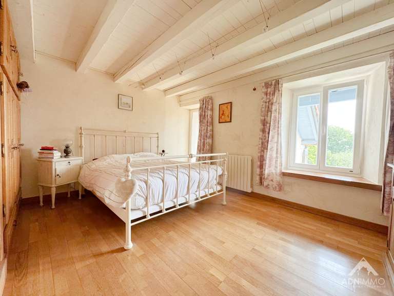 Maison Collonges - 5 chambres - 200m²