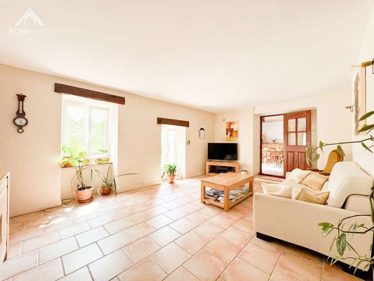 Maison Collonges - 5 chambres - 200m²
