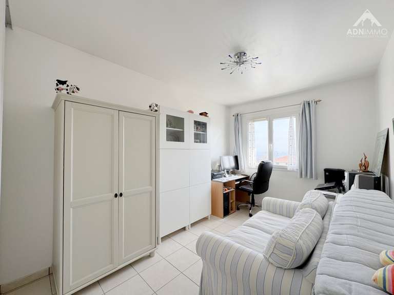 Maison Collonges - 3 chambres - 176m²