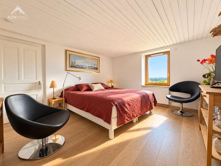 Maison Collonges - 5 chambres - 210m²