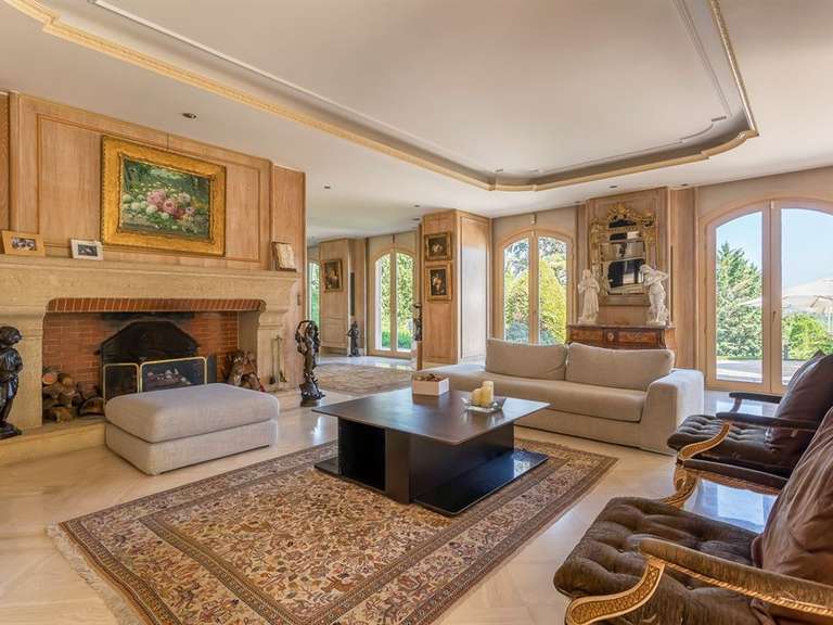 Maison Collonges-au-Mont-d'Or - 5 chambres - 435m²