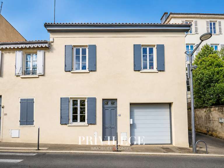 Maison Collonges-au-Mont-d'Or - 4 chambres - 222m²