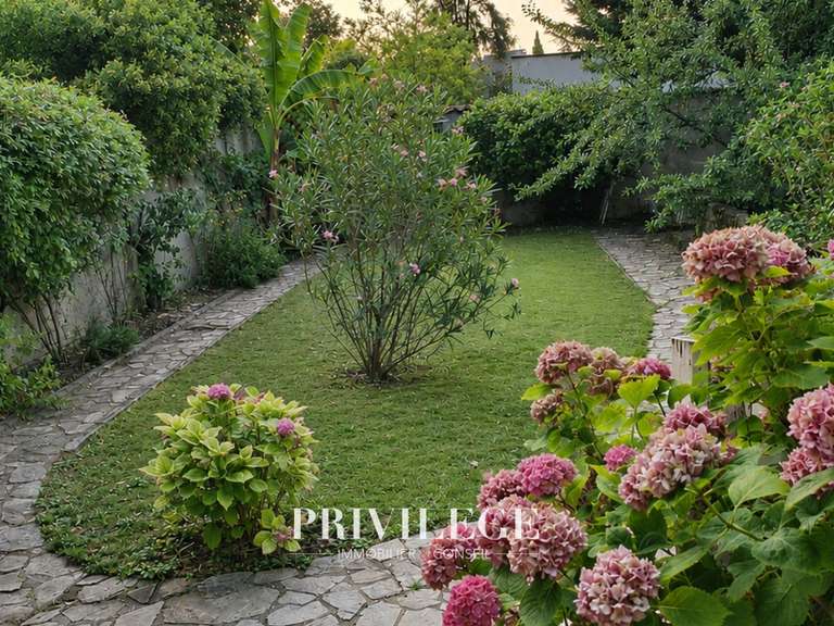 Maison Collonges-au-Mont-d'Or - 7 chambres - 310m²