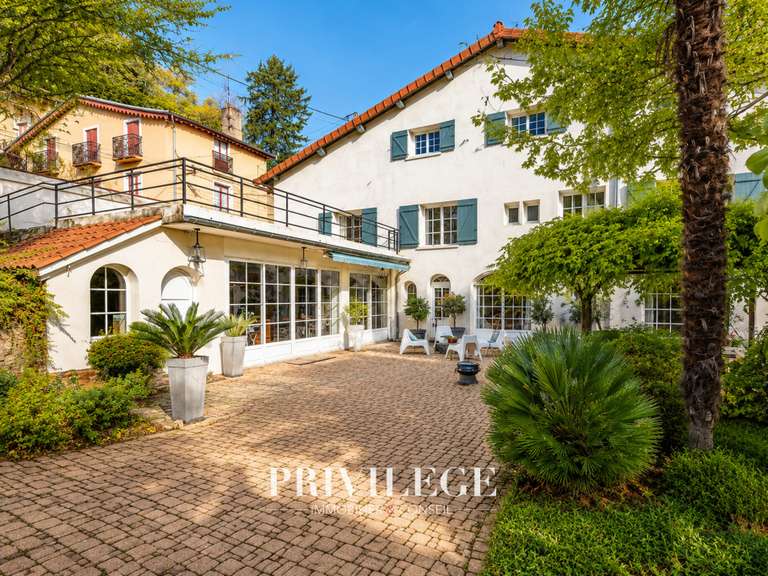 Maison Collonges-au-Mont-d'Or - 7 chambres - 310m²