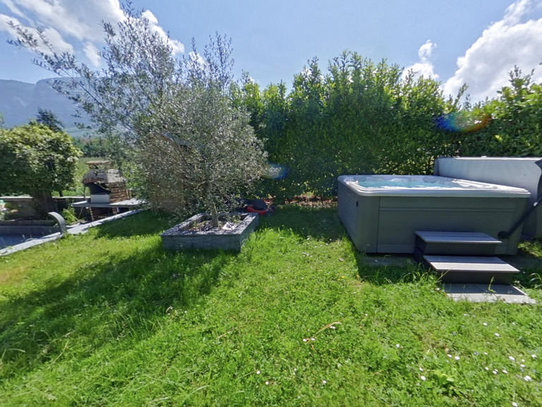 House Collonges-sous-Salève - 4 bedrooms - 125m²
