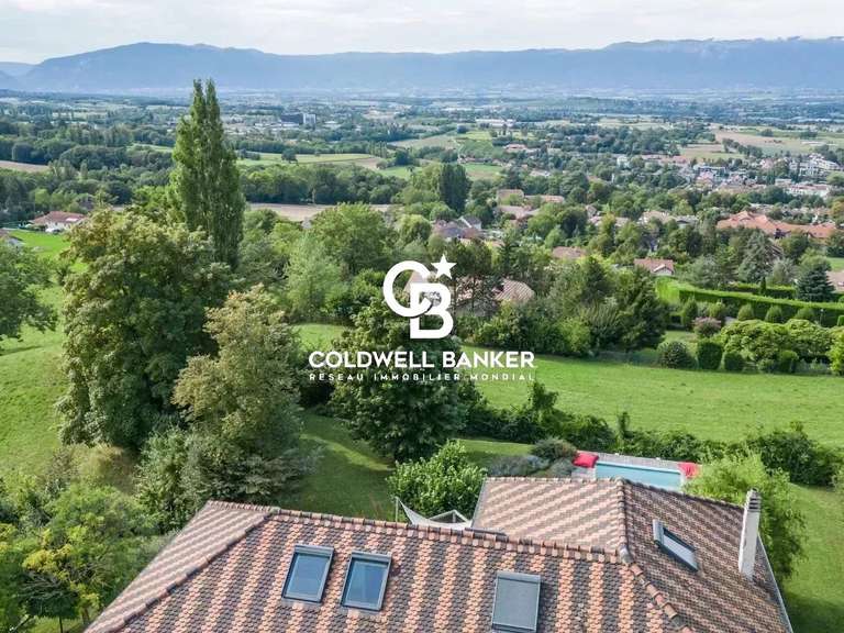 Maison Collonges-sous-Salève - 5 chambres - 450m²