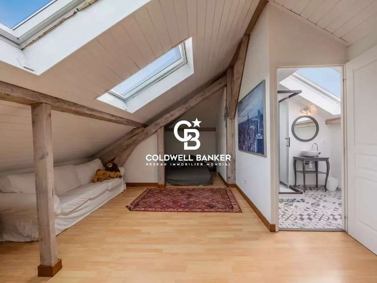 Maison Collonges-sous-Salève - 5 chambres - 450m²