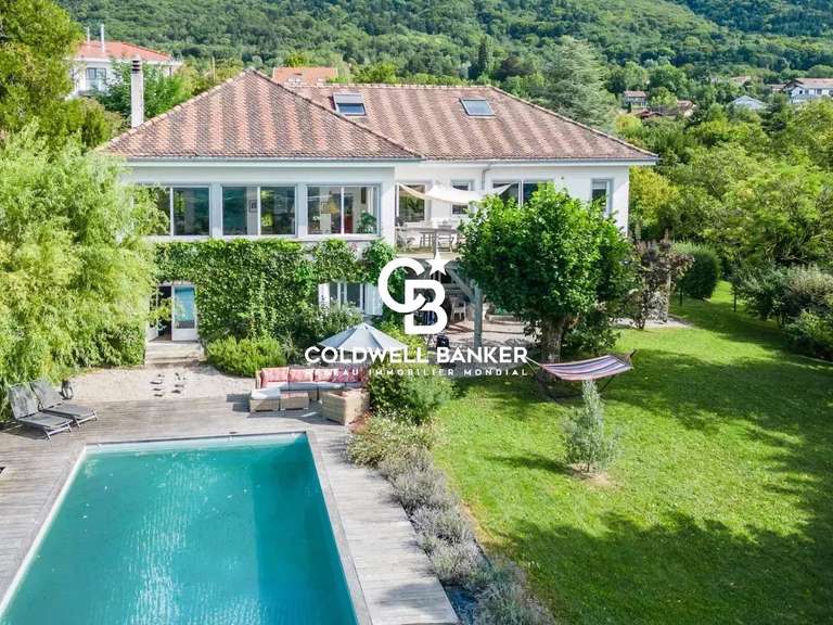 Maison Collonges-sous-Salève - 5 chambres - 450m²