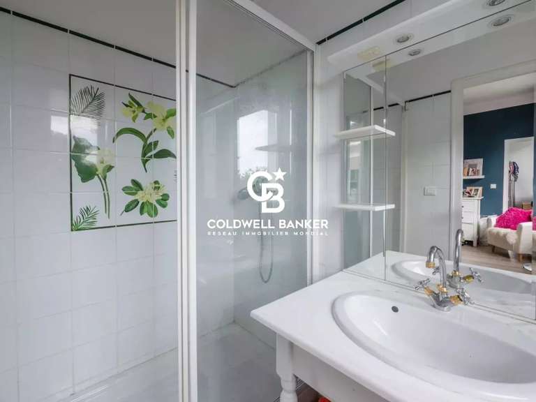 Maison Collonges-sous-Salève - 5 chambres - 450m²