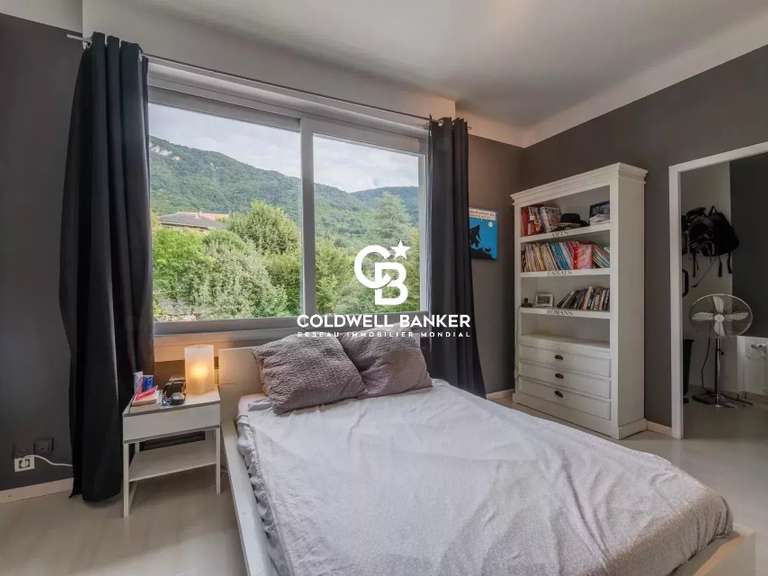 Maison Collonges-sous-Salève - 5 chambres - 450m²