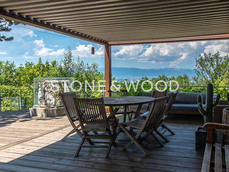 Maison Collonges-sous-Salève - 4 chambres - 172m²