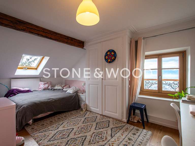 Maison Collonges-sous-Salève - 6 chambres - 204m²