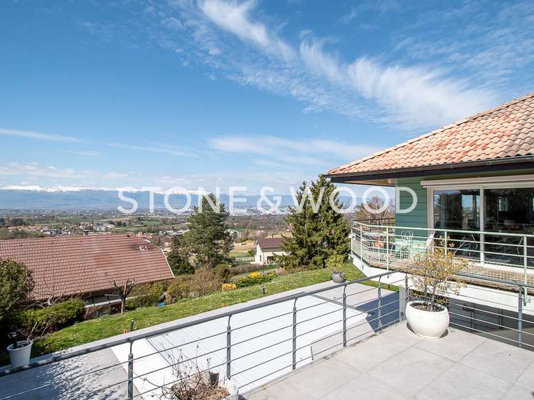 Maison Collonges-sous-Salève - 5 chambres - 225m²