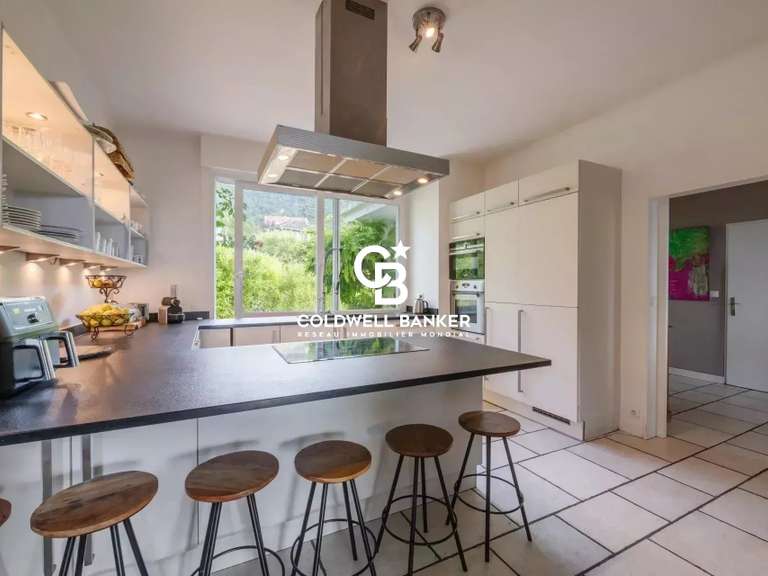 Maison Collonges-sous-Salève - 5 chambres - 450m²
