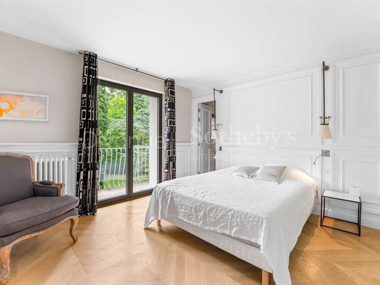 Maison Collonges-sous-Salève - 8 chambres - 684m²