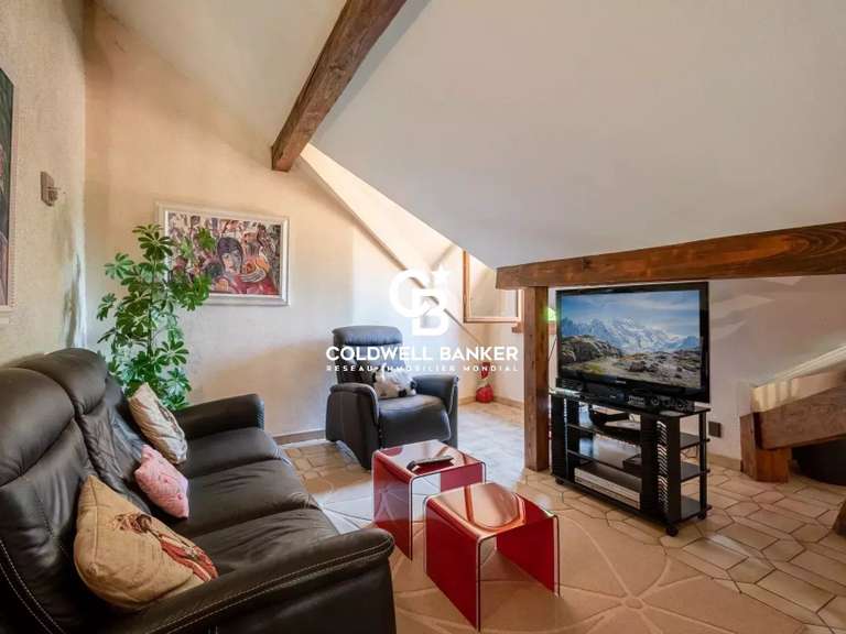 Propriété Collonges-sous-Salève - 9 chambres - 474m²