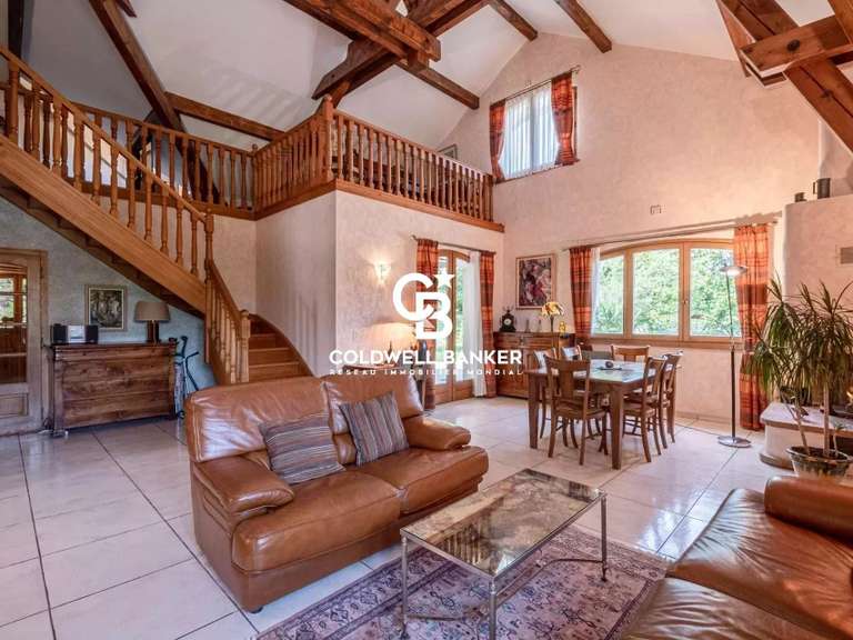 Propriété Collonges-sous-Salève - 9 chambres - 474m²