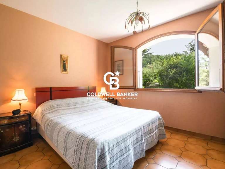 Propriété Collonges-sous-Salève - 9 chambres - 474m²