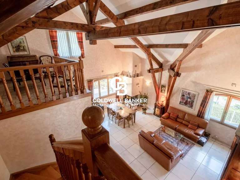 Propriété Collonges-sous-Salève - 9 chambres - 474m²