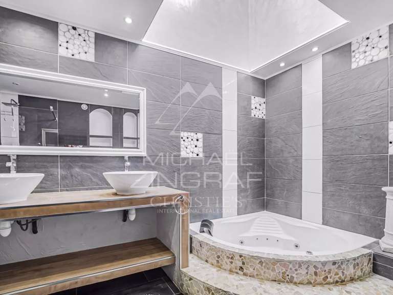 Villa Colomars - 5 chambres - 520m²