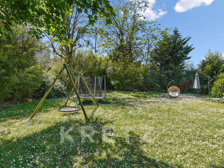 Maison Colombes - 5 chambres - 230m²