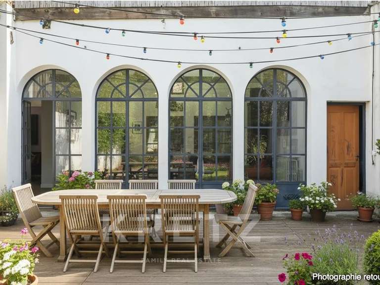 House Colombes - 8 bedrooms - 385m²