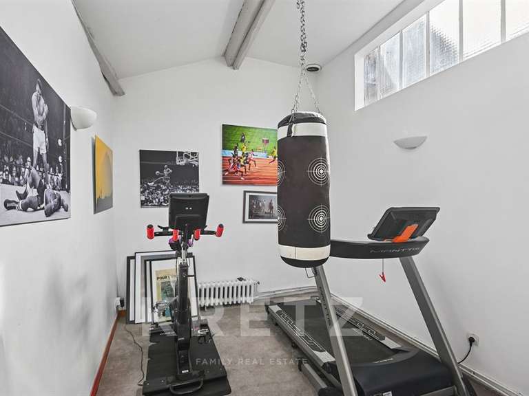 House Colombes - 8 bedrooms - 385m²