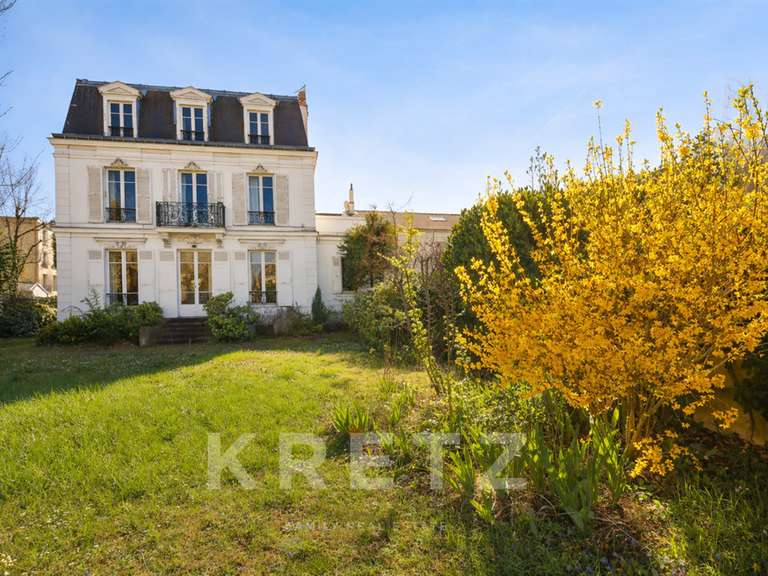 House Colombes - 4 bedrooms - 176m²