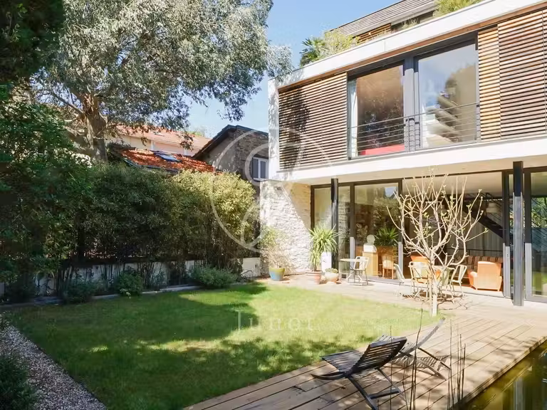 House Colombes - 4 bedrooms - 429m²