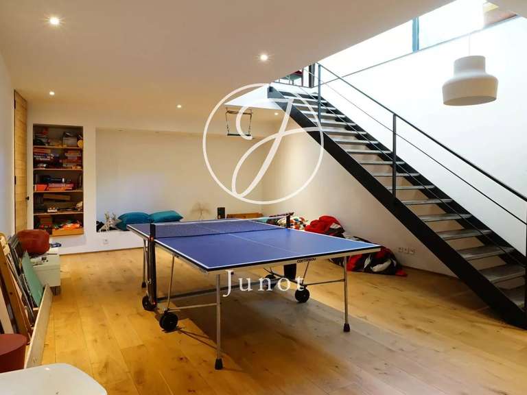 Maison Colombes - 4 chambres - 429m²