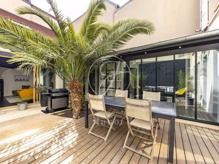 Maison Colombes - 5 chambres - 280m²