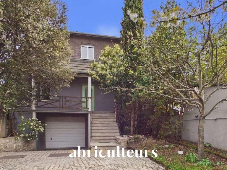 Maison Colombes - 5 chambres - 185m²