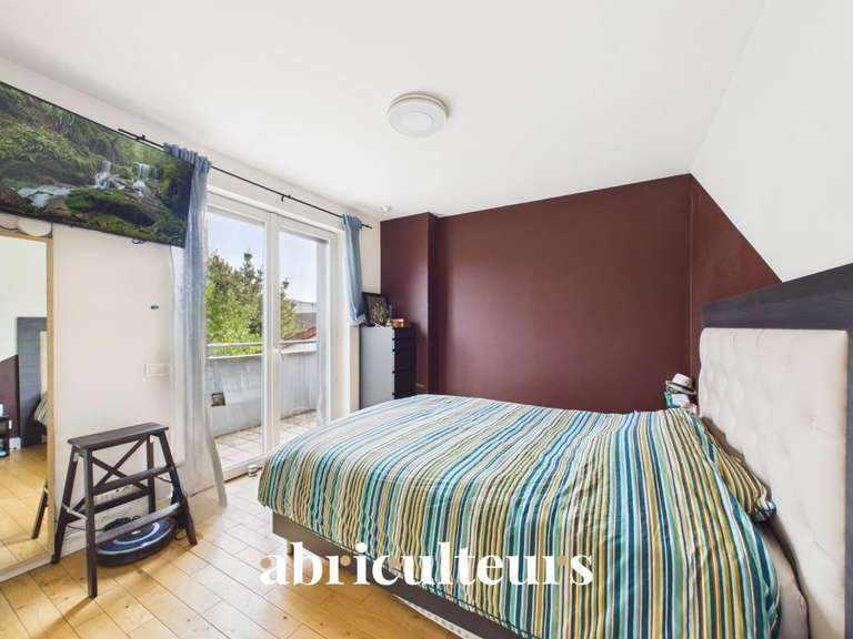 Maison Colombes - 5 chambres - 185m²