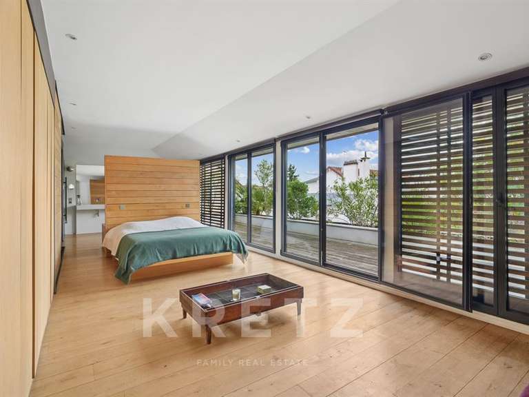 Maison Colombes - 4 chambres - 342m²