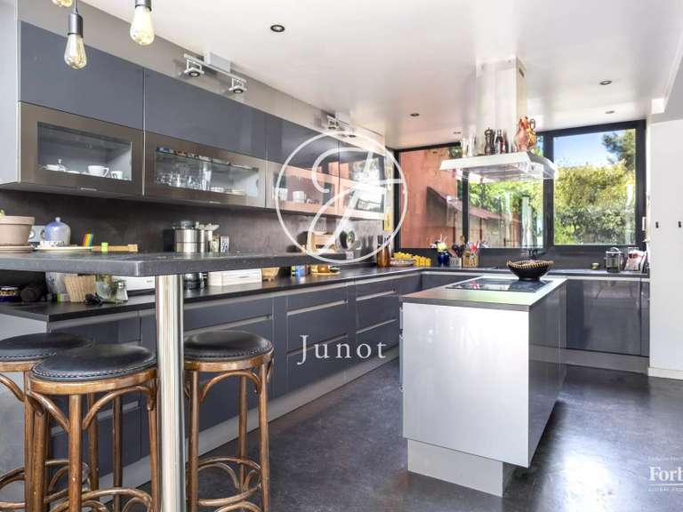 Maison Colombes - 4 chambres - 325m²