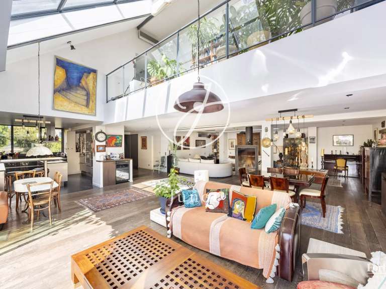 Maison Colombes - 4 chambres - 325m²