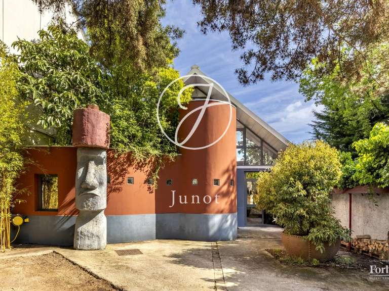 Maison Colombes - 4 chambres - 325m²
